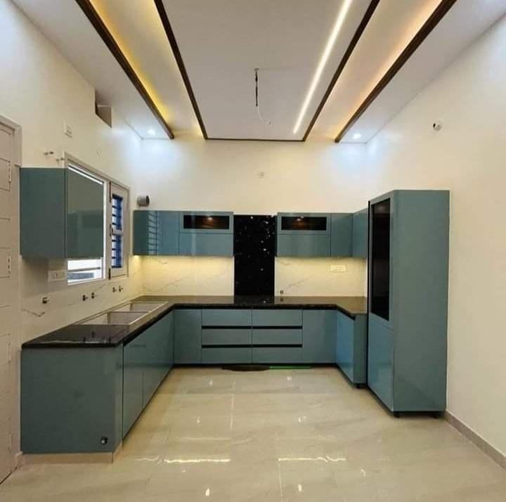 Compact interior detail with clean execution